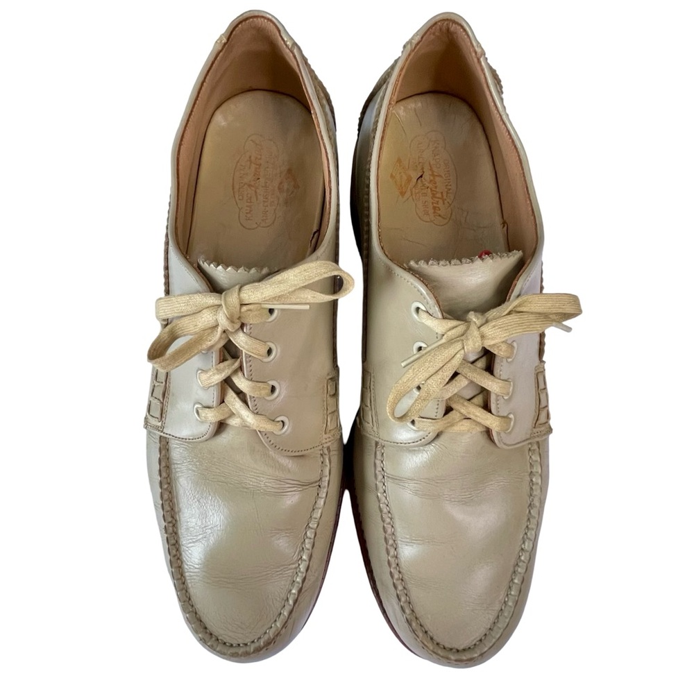 Classic Men's Leather Boat Shoes in Beige
